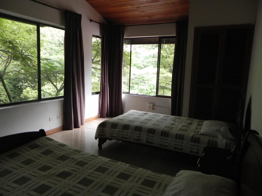 Hostal Tamarindo Itagüí Habitación foto
